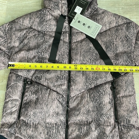 Noize Belle Puffer Python Print Jacket, Size Small - Picture 6 of 11
